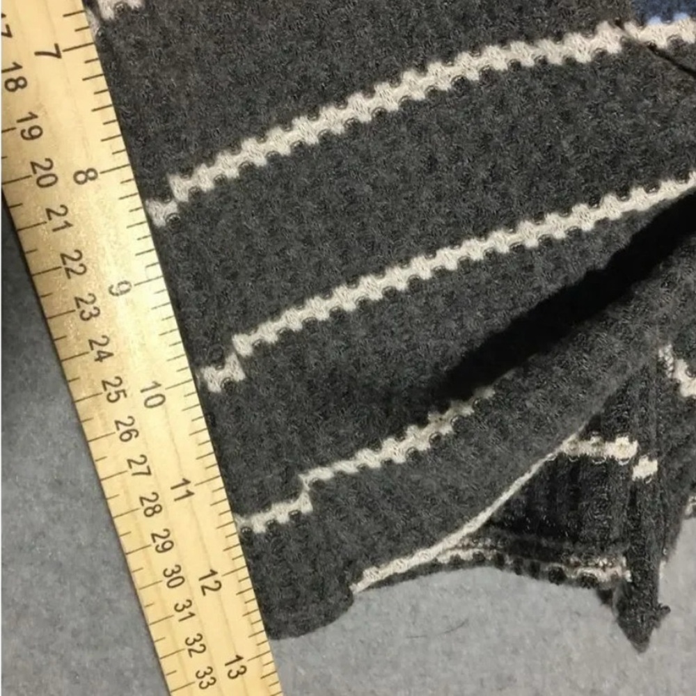 Altar’d State Gray White Striped Button Front Tie Hem Lightweight Sweater Sz S
